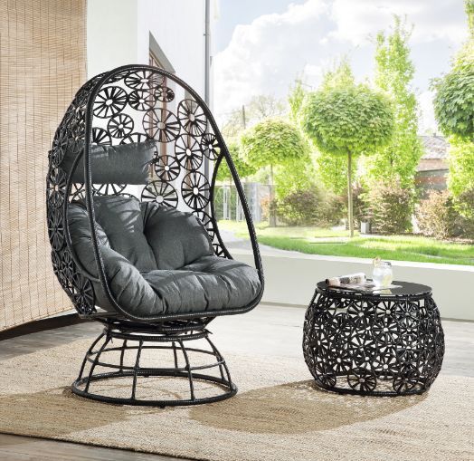 Hikre Patio Lounge Chair & Side Table