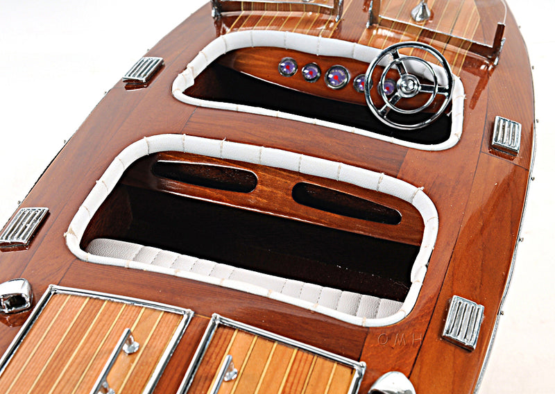 Chris Craft Triple Cockpit Medium Model Ship