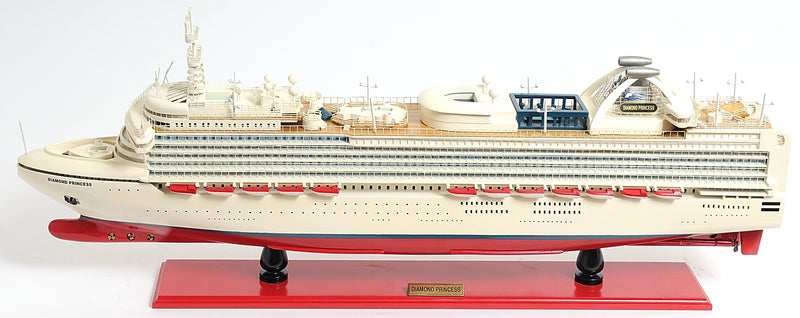 Diamond Princess Model Cruise Ship - Adley & Company Inc. 