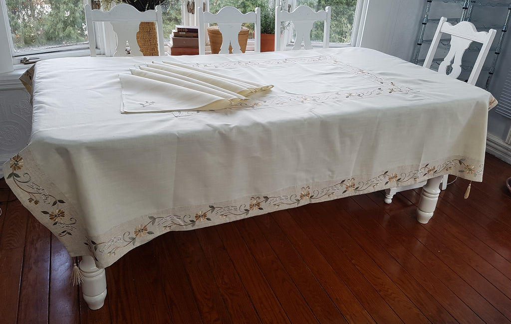 Vintage Spanish Linen Embroiderd Table Cloth with Tassels and Serviettes,table cloth,Adley & Company Inc.