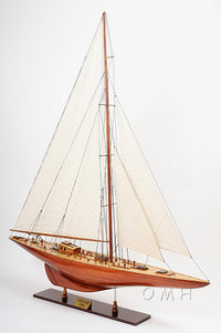 Endeavour XL Model Ship