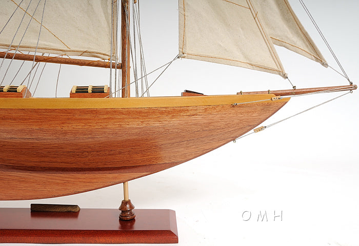 Pen Duick Model Ship