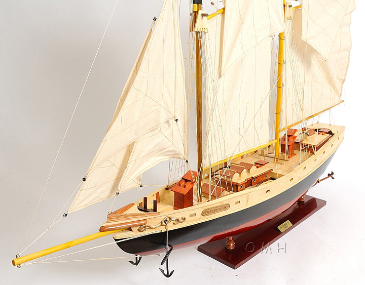 Bluenose II painted Medium Model Ship