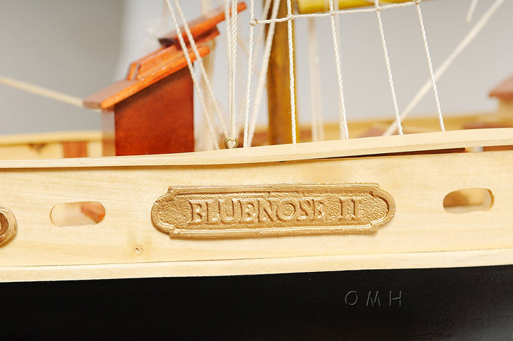 Bluenose II painted Medium Model Ship